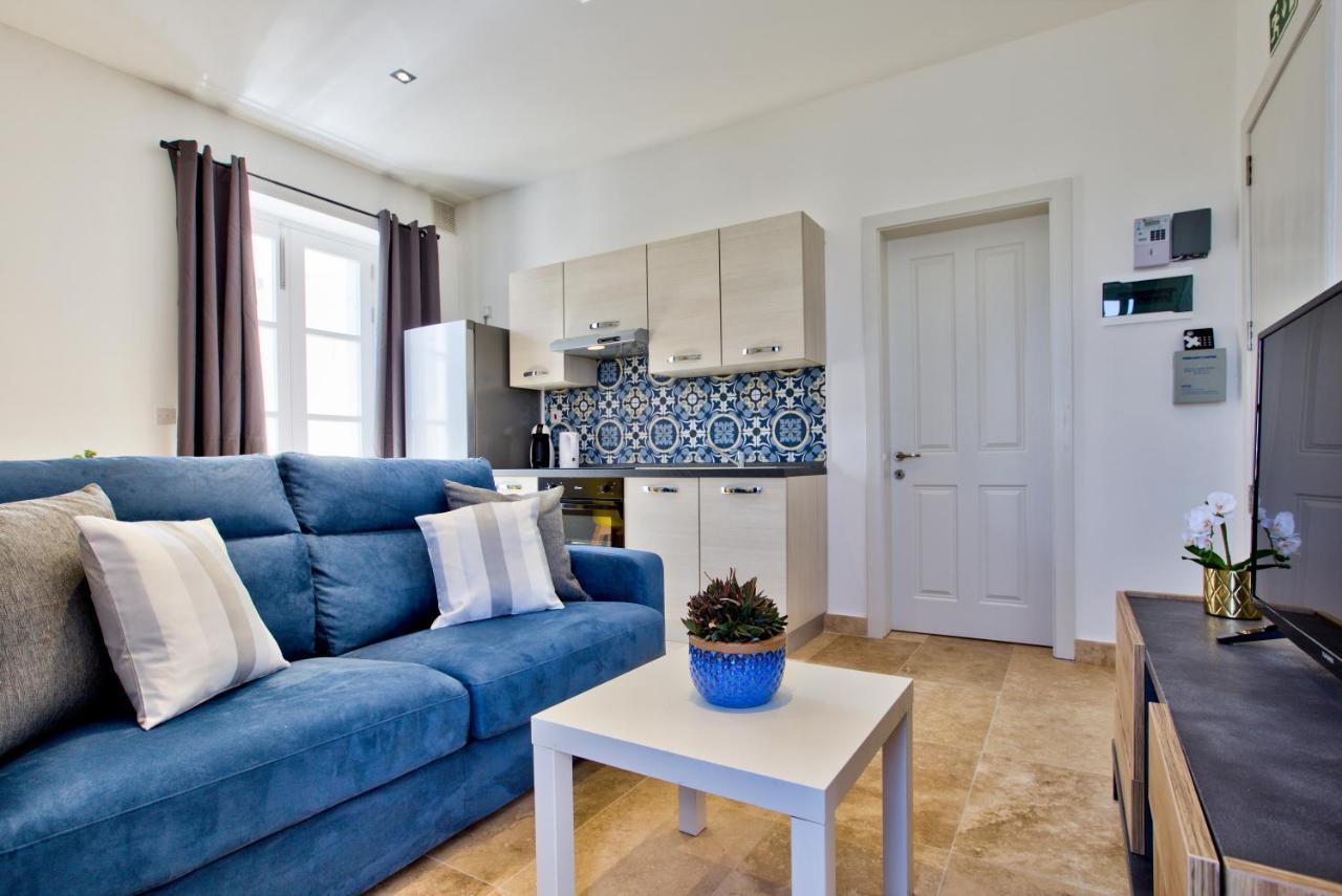 St Ursula Apartment La Valletta Esterno foto