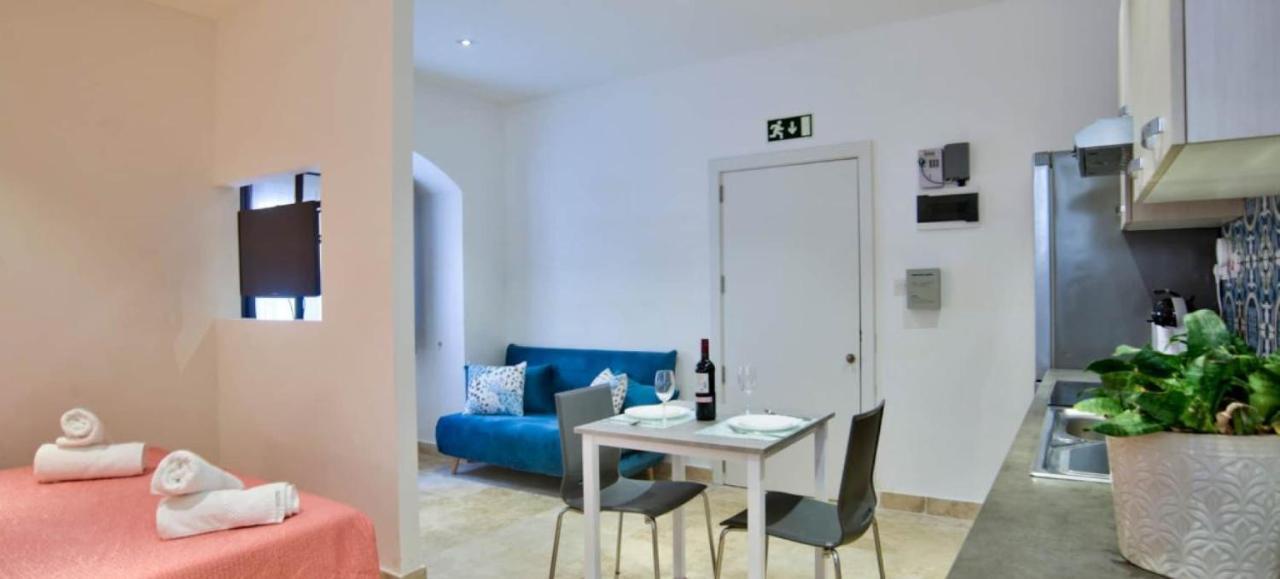 St Ursula Apartment La Valletta Esterno foto