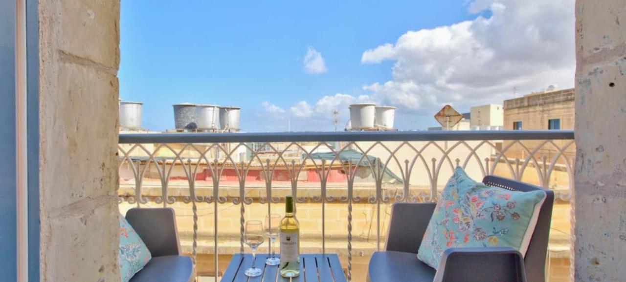 St Ursula Apartment La Valletta Esterno foto